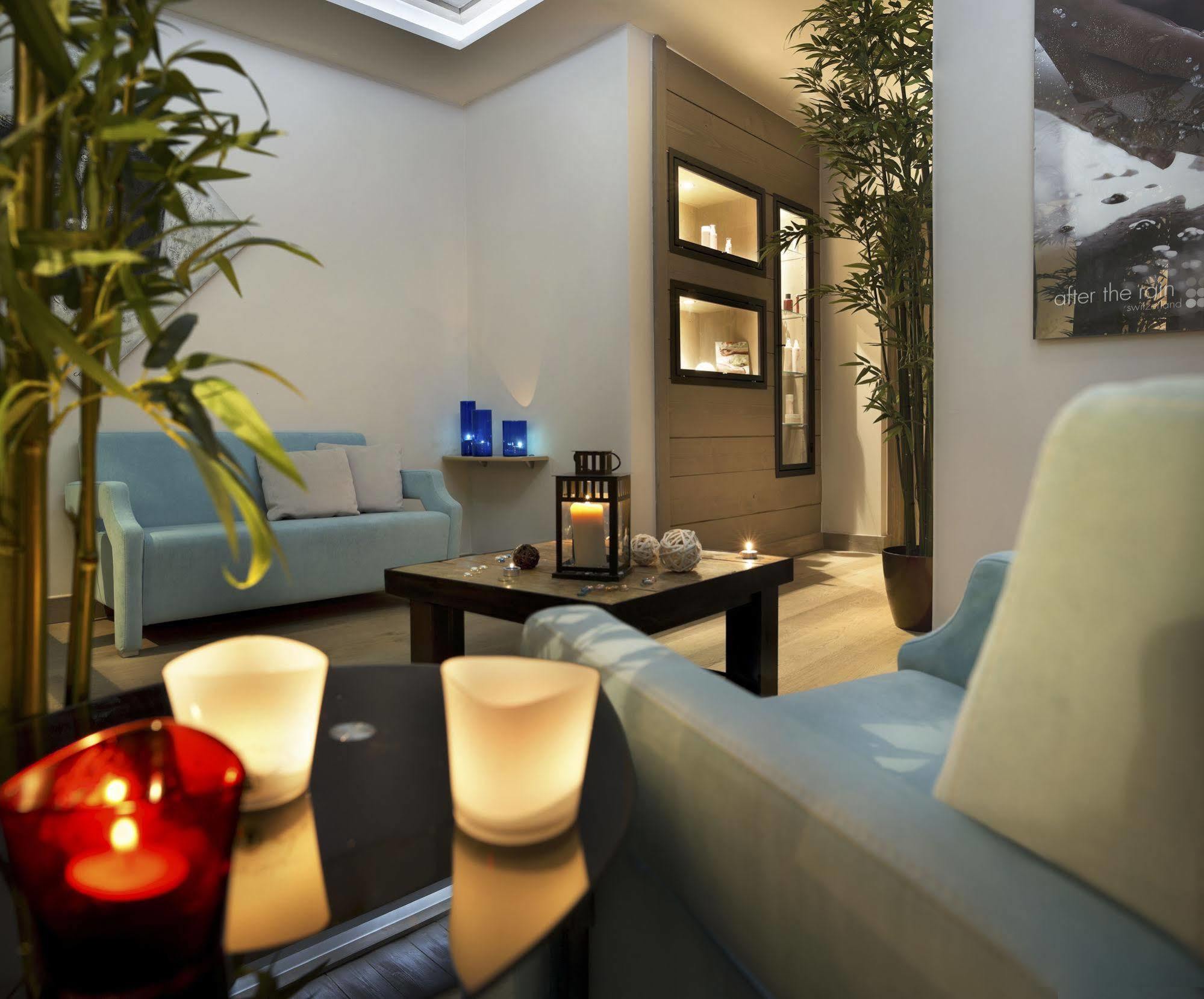 Cgh Residences & Spas Le Chalet Des Dolines Montgenevre Bagian luar foto